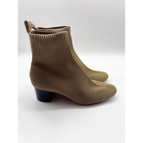 Everlane Khaki Day Glove Ribbed Knit Pull On Ankle Booties Women’s Size 7 - Picture 2 of 9
